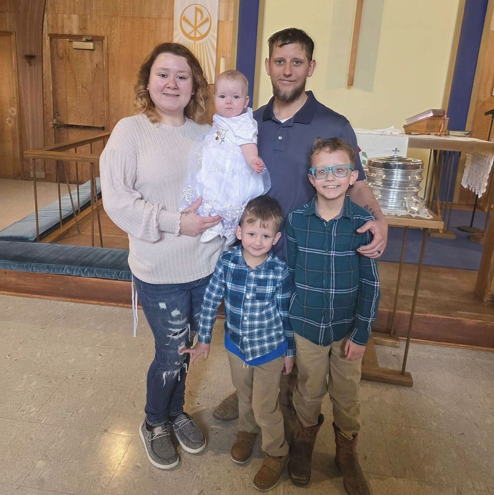 Kacie with her husband Mason and their three kids